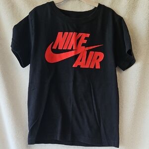 Child Nike Black Tee with Red Nike Air Logo Size 7